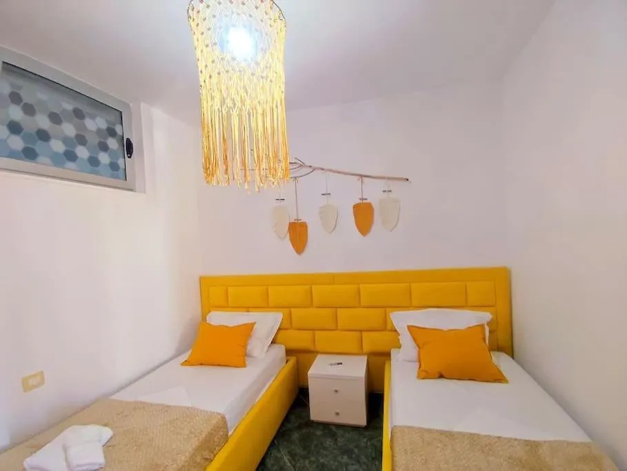 Apartment Topaz Perfekt Apartament 100 M To Bulevard Sarandë Albanien