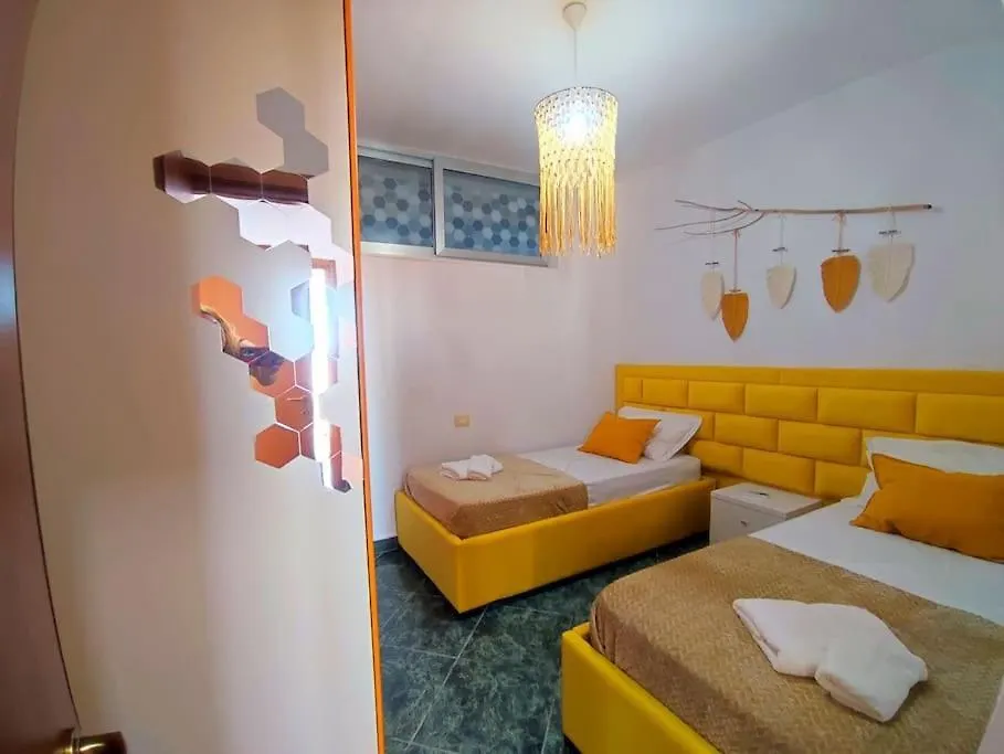 Apartment Topaz Perfekt Apartament 100 M To Bulevard Sarandë